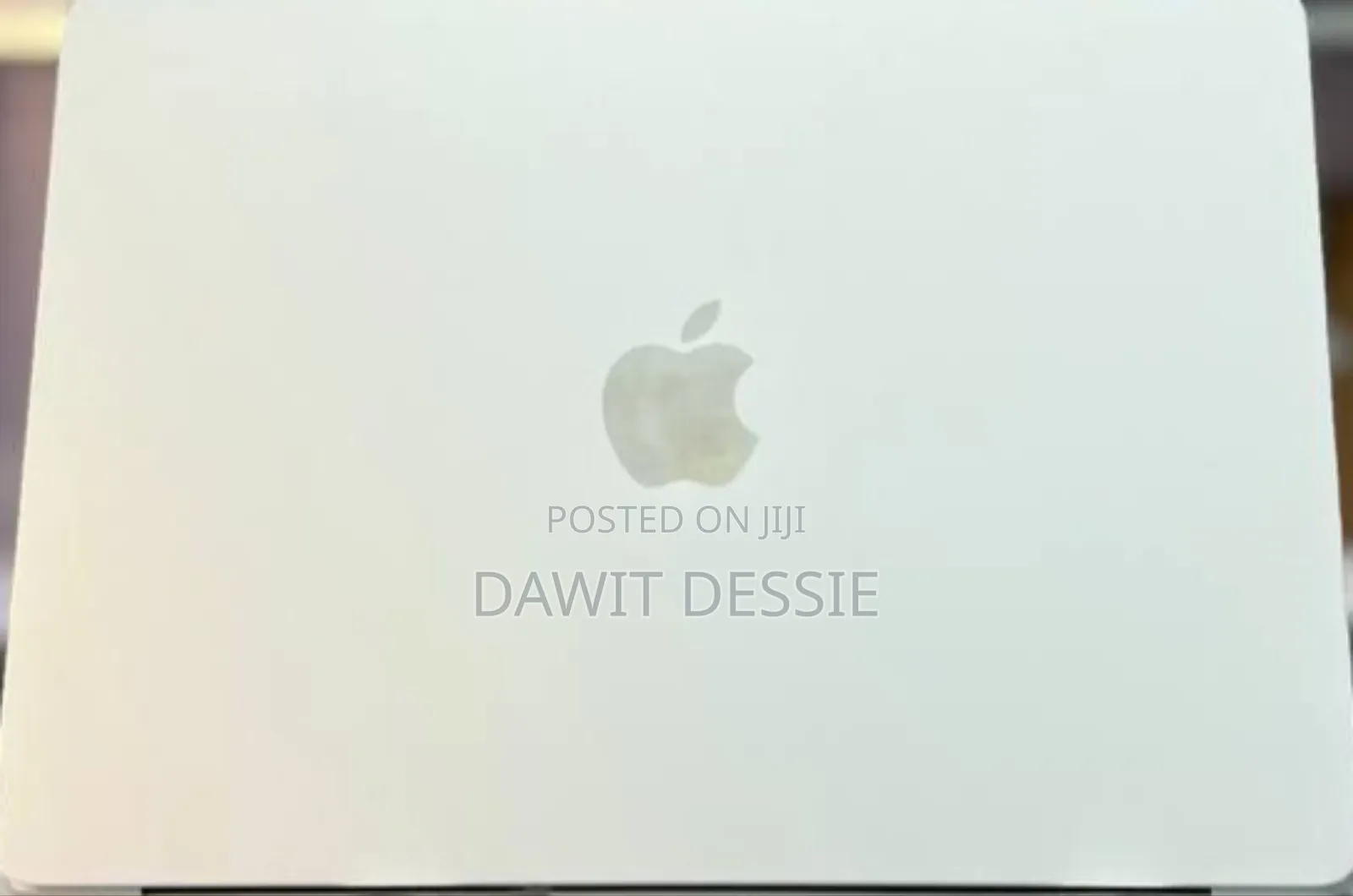 New Apple MacBook Air 2025 M4 13-Inch 16GB Intel Core M SSD 256GB