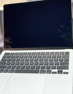 New Apple MacBook Air 2025 M4 13-Inch 16GB Intel Core M SSD 256GB