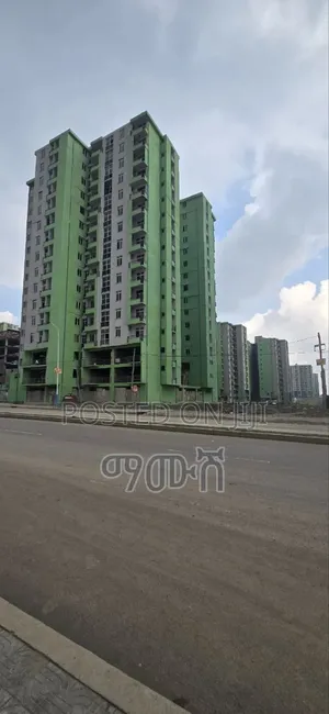 2bdrm Condo in አያት 40/60 ኮንዶሚኒየም, Bole for sale