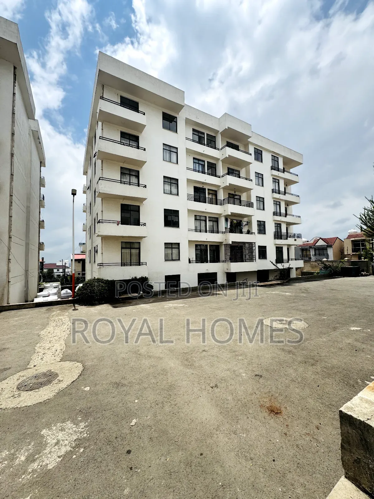 Furnished 3bdrm Apartment in Noah Real Estate, Bole for sale