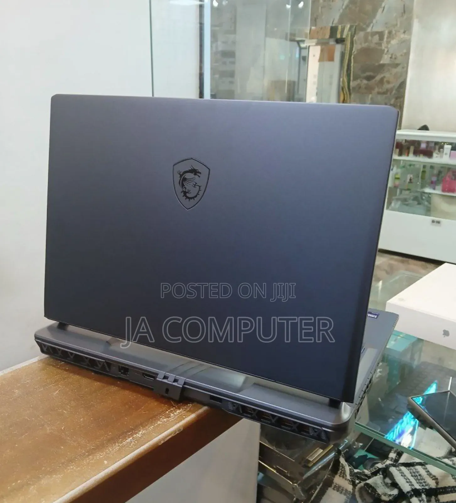 New Laptop MSI Vector 16 HX AI A2XWIG 16GB Intel Core Ultra 7 SSD 1T