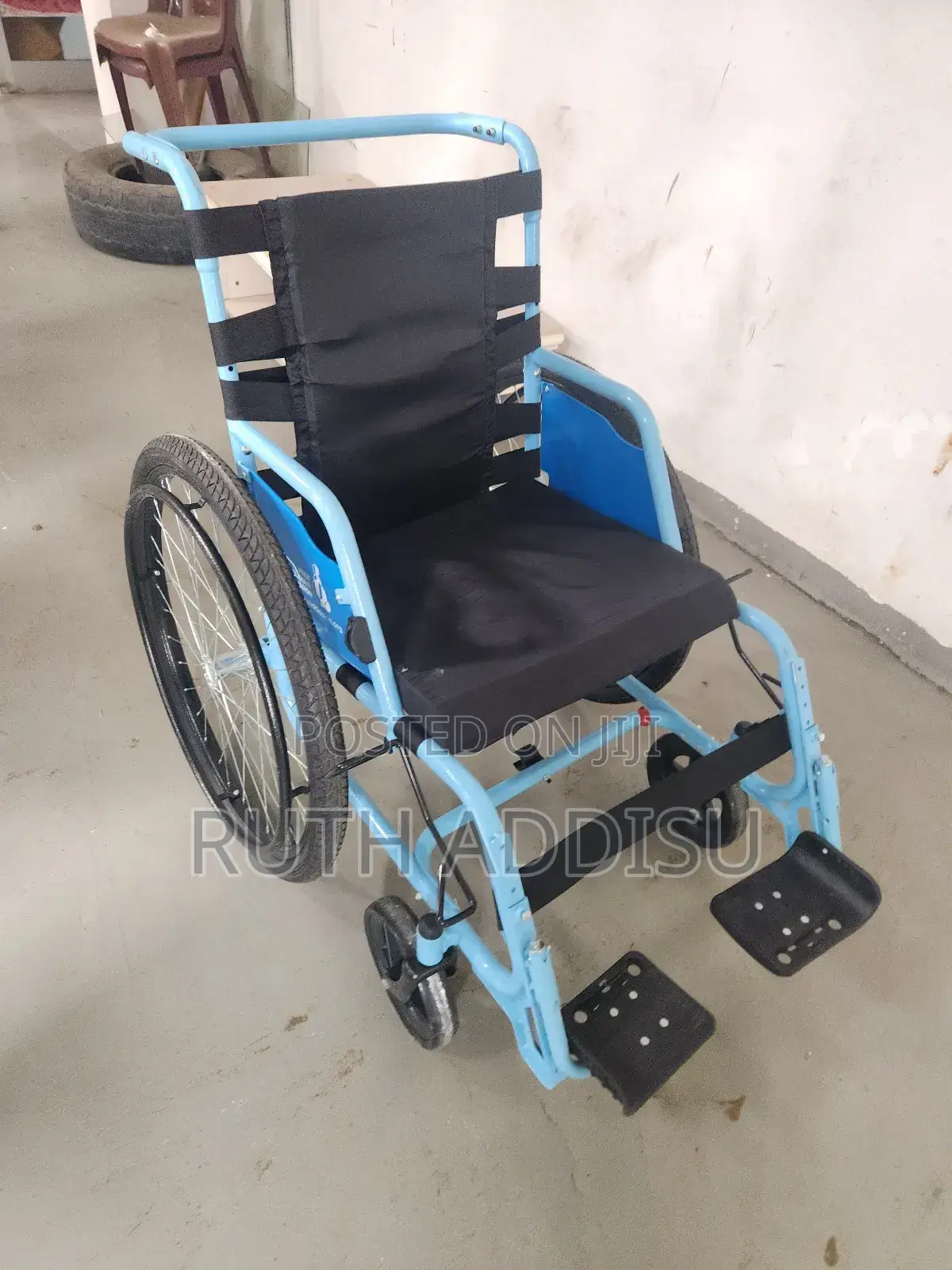 Strong Medical Wheelchair腕力wheelchair延續wheelchair Brand New Wheelchair