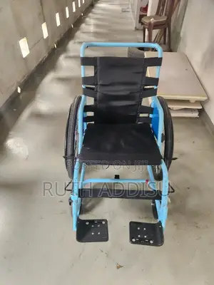 Comfortable Wheelchair庫房brand New Wheelchair旯不wheelchair Medical New