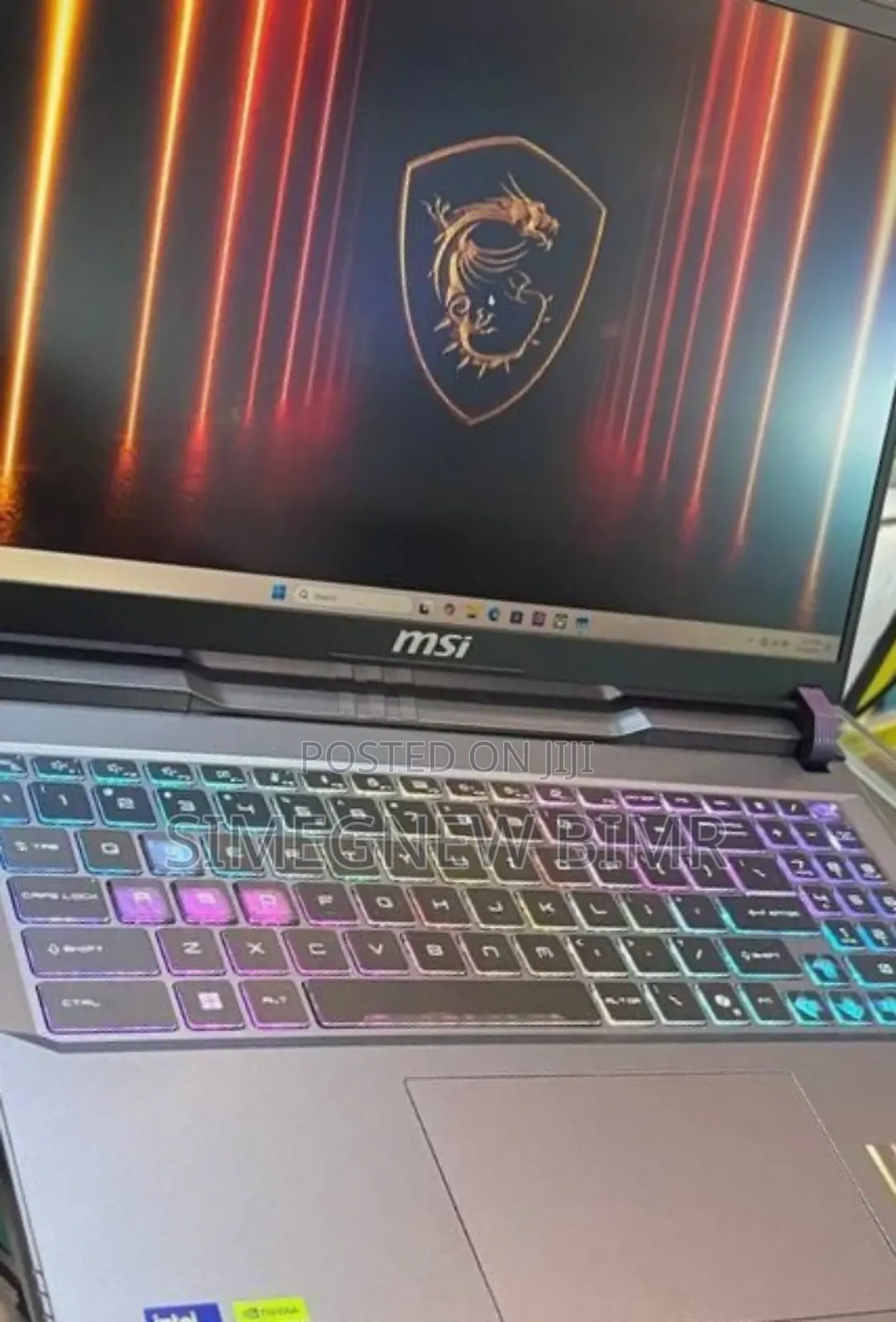 New Laptop MSI Vector 16 HX AI A2XWIG 16GB Intel Core Ultra 7 SSD 1T