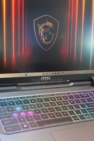 New Laptop MSI Vector 16 HX AI A2XWIG 16GB Intel Core Ultra 7 SSD 1T