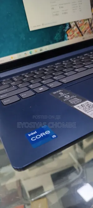 New Laptop Lenovo Ideapad 3 8GB Intel Core i5 SSD 512GB