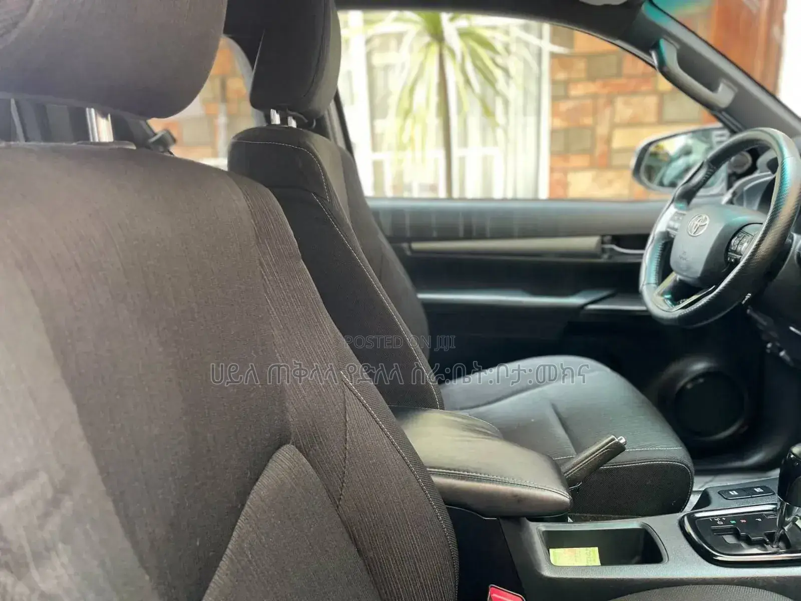 Toyota Hilux 2021 Silver