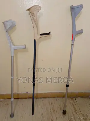 Photo - Adults 1 Pair Crutches辟፲elbow Crutches楷霖walking Crutches