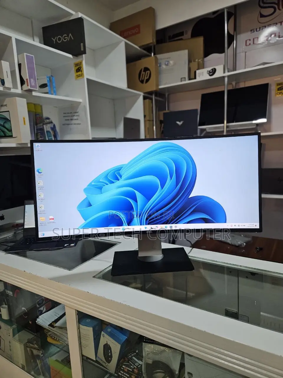 Dell 34 Inch Curved Four() Resolution Ultra Hd Frameless Monitor