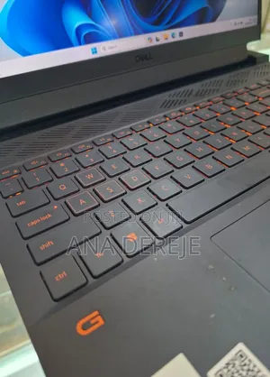 New Laptop Dell G15 5511 16GB Intel Core i7 SSD 1T