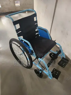 Wheelchair奢華wheelchair Not Foldable but Strong Wheelchair廟跟wheelchair