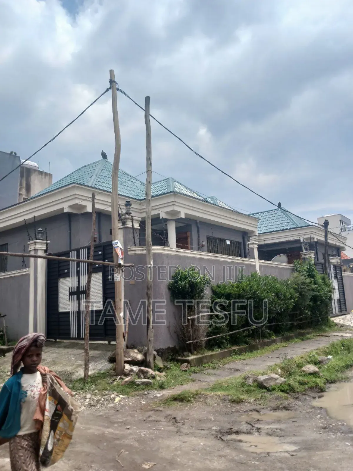 Furnished 3bdrm Villa in ሀያት, Bole for sale