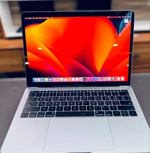 New Laptop Apple MacBook Pro 2017 8GB Intel SSD 512GB