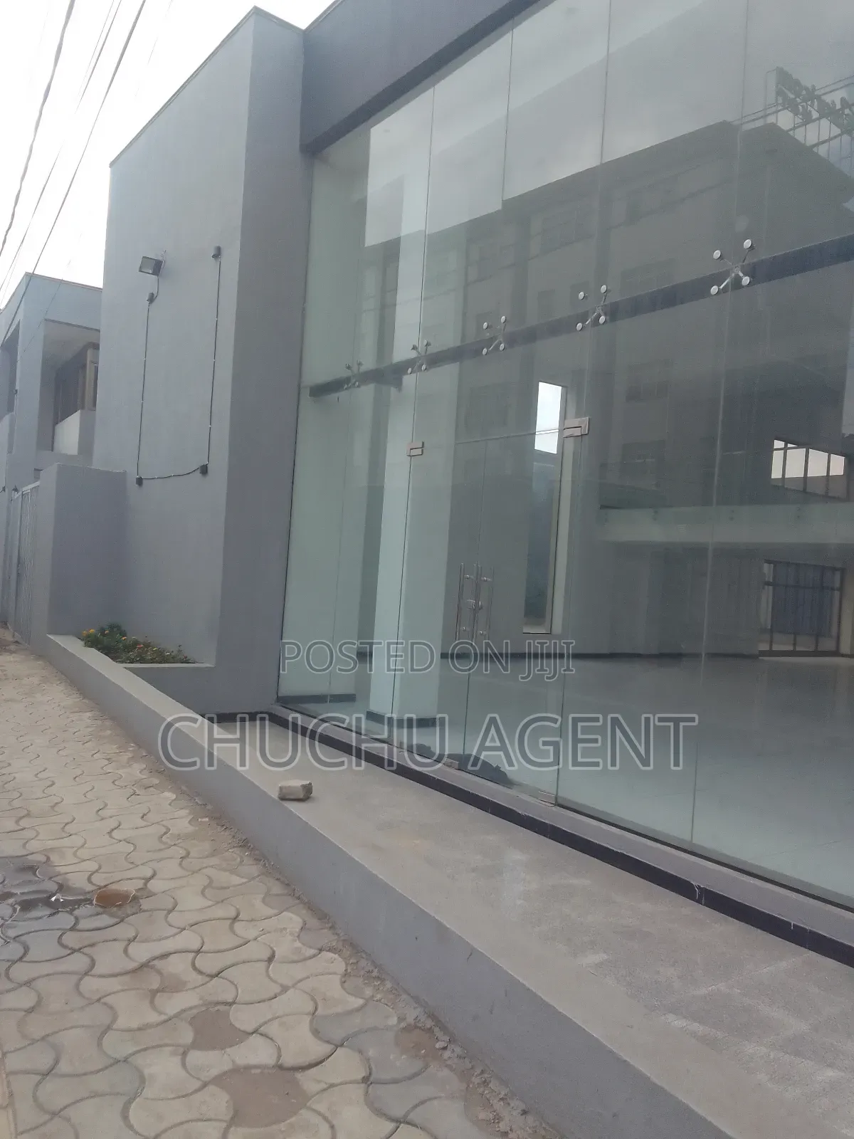 Kality Warehouse With Building Rent