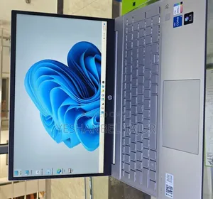 New Laptop HP Pavilion 15 16GB Intel Core I5 SSD 1T