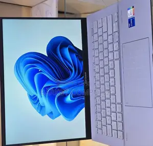 New Laptop Asus ZenBook UX510UW 16GB Intel Core I7 SSD 512GB