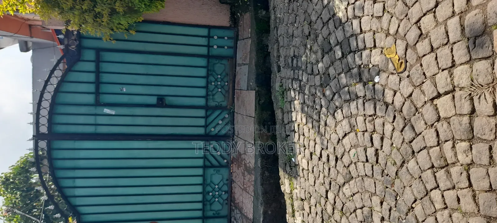 3bdrm House in Haile Garment, Nifas Silk-Lafto for sale