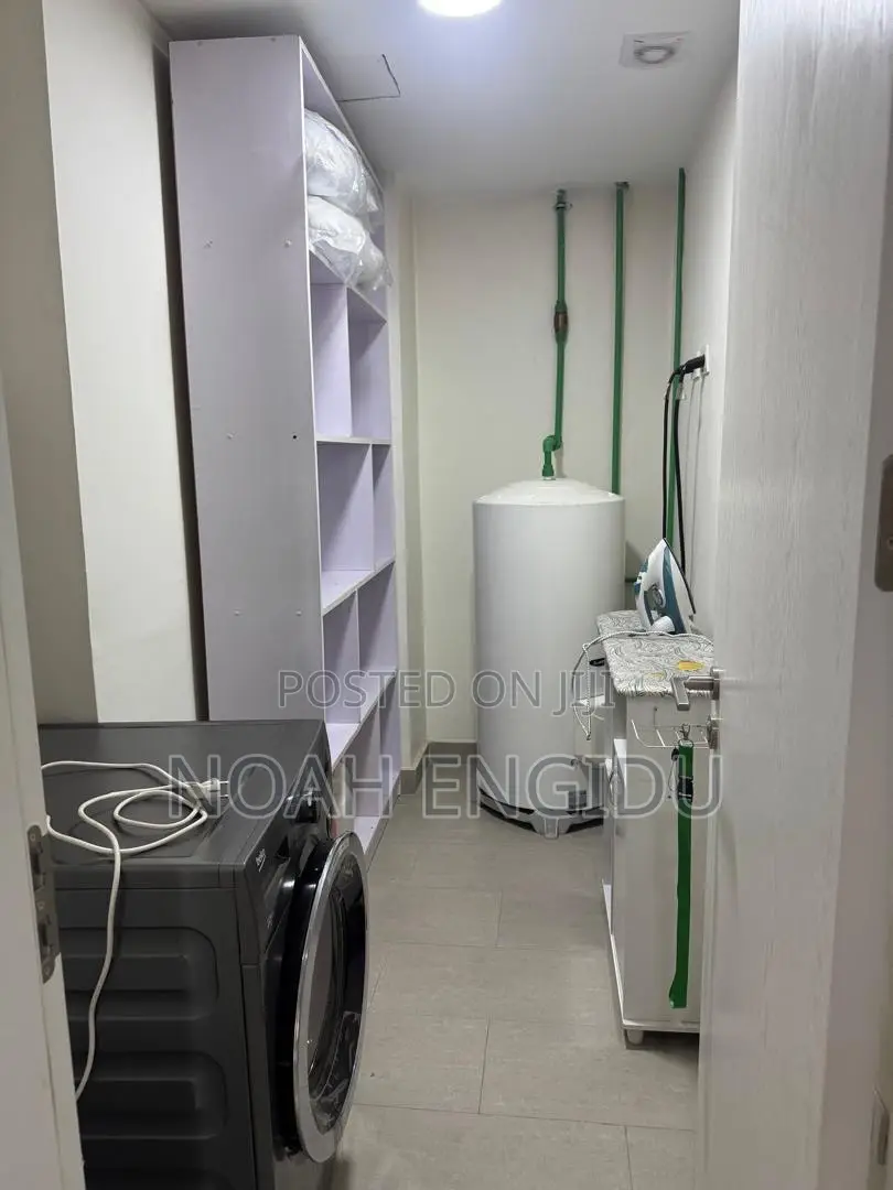 Furnished 3bdrm Apartment in Sacuur Real Estate, Kirkos for rent