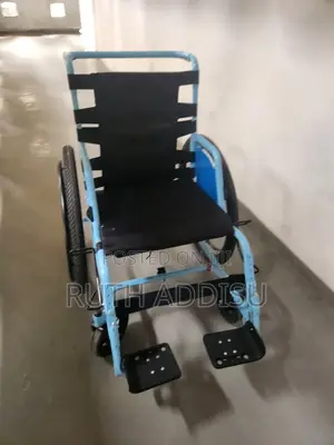 Brand New Comfy Cusion Wheelchair奢求medical Almunium Wheelchair Bedt