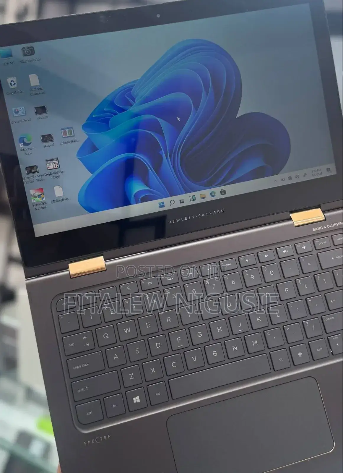 New Laptop HP Spectre X360 8GB Intel Core I7 SSD 512GB