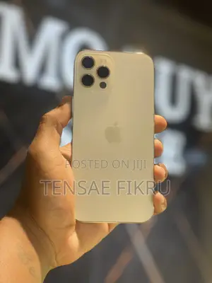Photo - Apple iPhone 12 Pro 128 GB Gold
