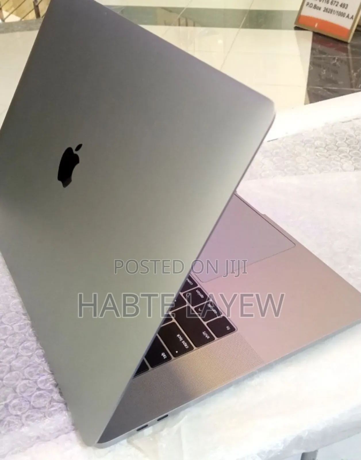 New Laptop Apple MacBook Pro 2019 32GB Intel Core i9 SSD 1T
