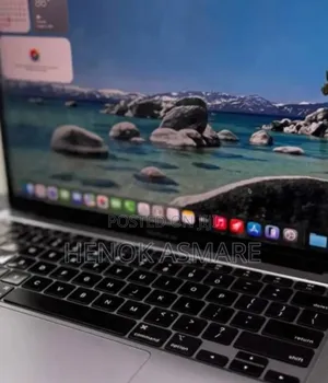New Laptop Apple MacBook 8GB Apple M1 SSD 256GB
