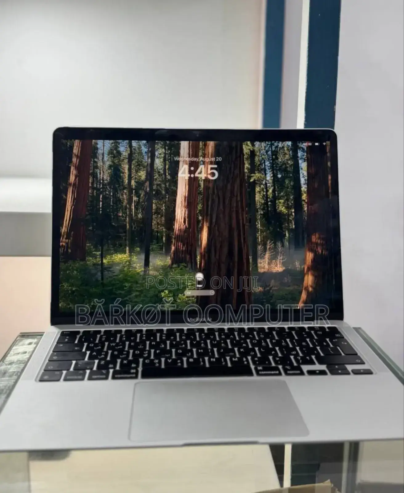 New Laptop Apple MacBook Air 2020 M1 8GB Apple M1 Pro SSD 256GB