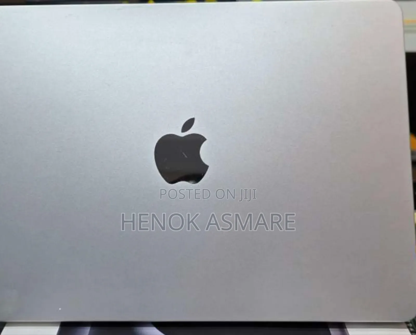 New Laptop Apple MacBook Air 2022 M2 16GB Apple M2 SSD 256GB