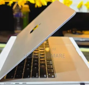 New Laptop Apple MacBook Air 2022 M2 16GB Apple M2 SSD 256GB