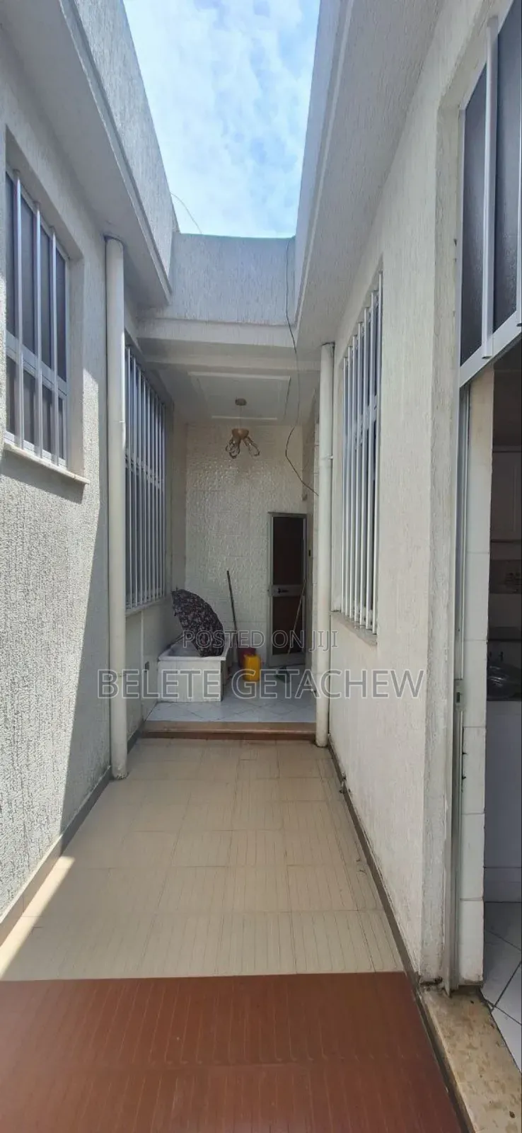4bdrm Villa in Meta Jacros, Luxury, Bole for sale