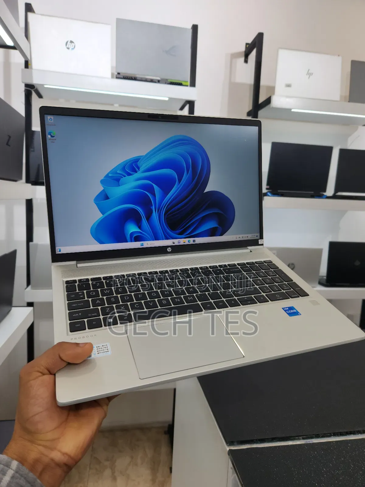 New Laptop HP ProBook 450 G9 8GB Intel Core I5 SSD 1T