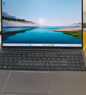 Photo - New Laptop Dell 16GB Intel Core I7 SSD 512GB