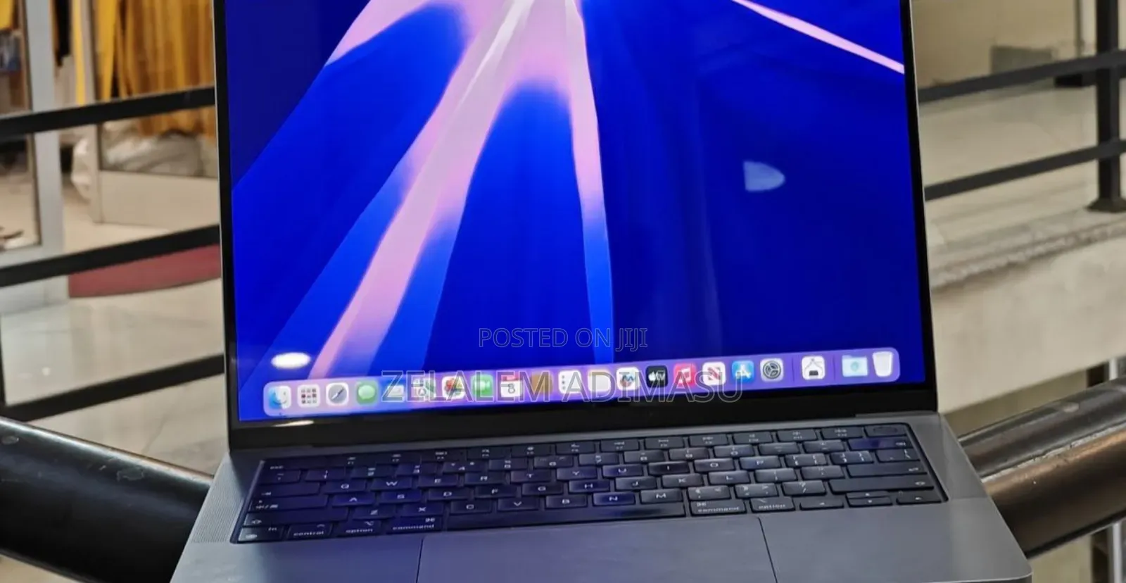 New Laptop Apple MacBook Pro M1 16GB Apple M1 SSD 1T