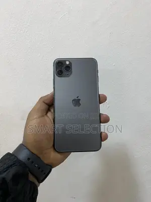 Photo - Apple iPhone 11 Pro Max 64 GB Gray