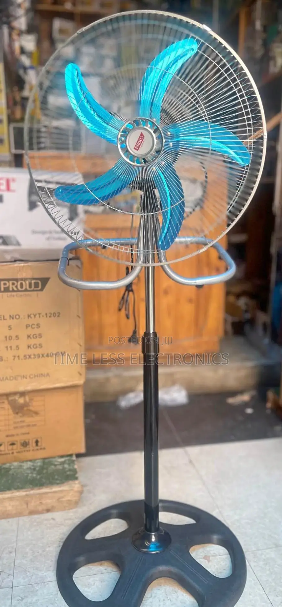 Stand Fan – Cool Comfort for Your Home Office!