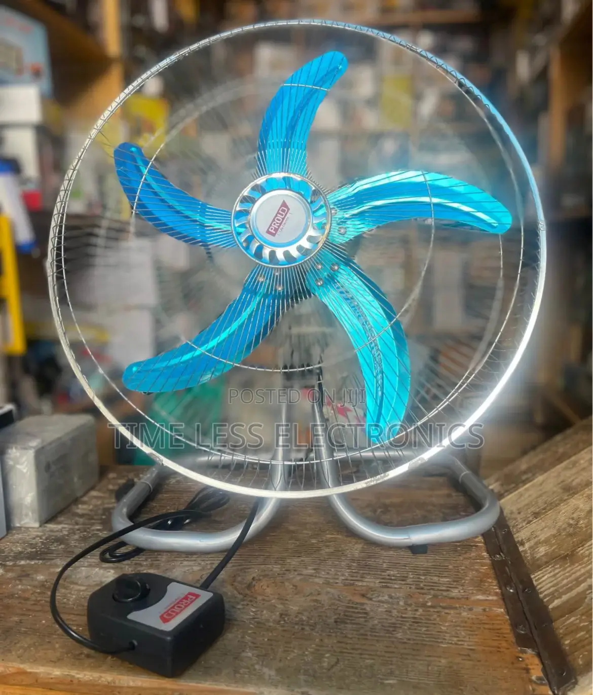 Stand Fan – Cool Comfort for Your Home Office!