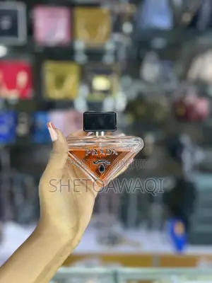 Photo - Prada Paradox