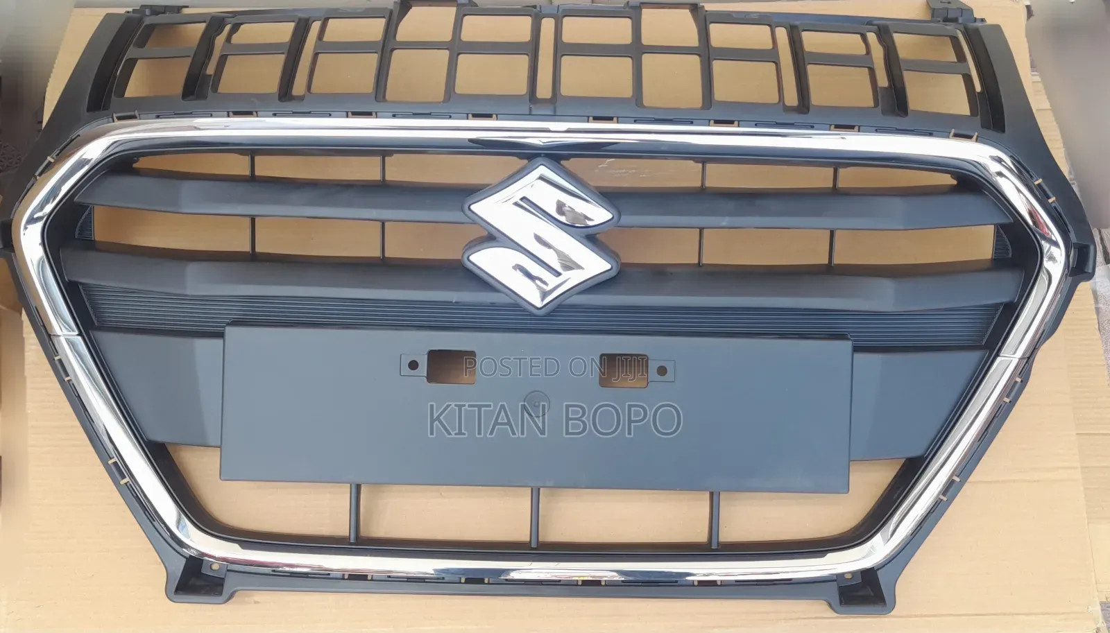 Suzuki Dzire Front Grill (ማስገሪያ )