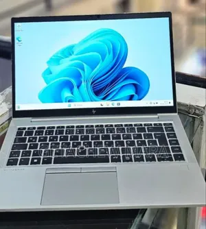 New Laptop HP EliteBook 840 G8 16GB Intel Core I5 SSD 512GB