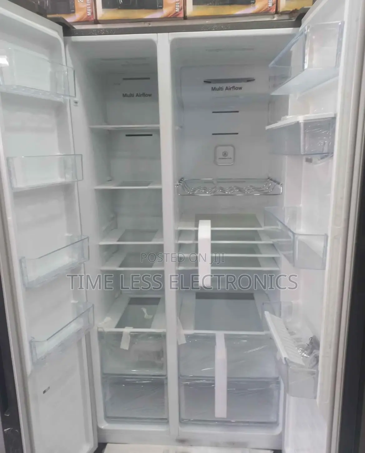 Hisense 2-Door Refrigerator With Water Dispenser