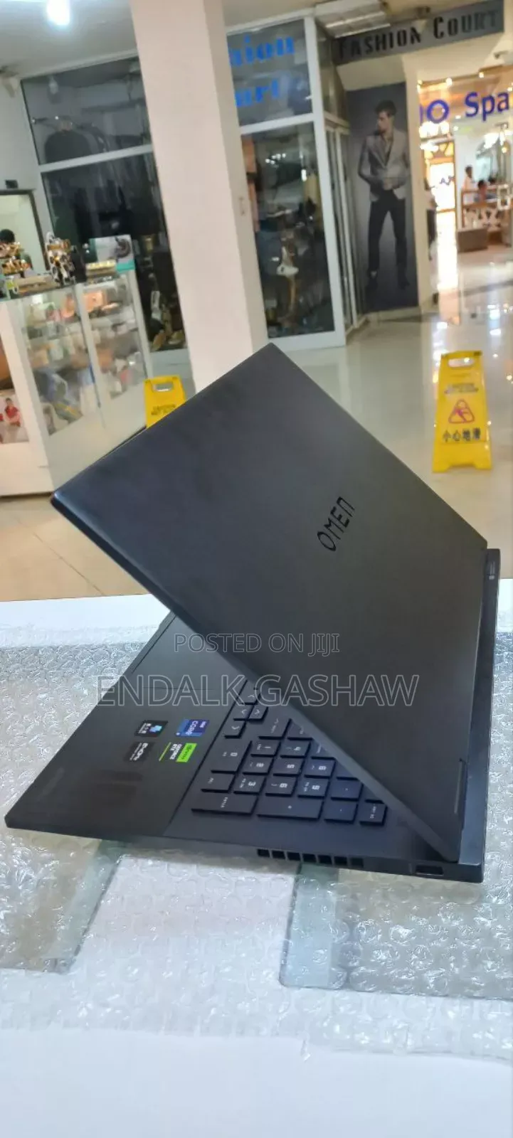 New Laptop HP Omen 16 16GB Intel Core I9 SSD 1T