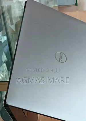 New Laptop Dell Precision 5540 16GB Intel Core I7 SSD 512GB