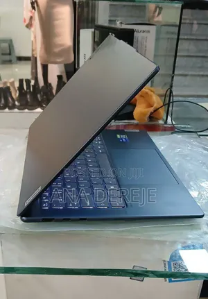 Photo - New Laptop Lenovo 32GB Intel Core I7 SSD 1T