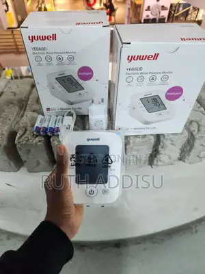 Photo - Digital Blood Pressuer Monitor轟動medical Bp Monitor Digital Bp New