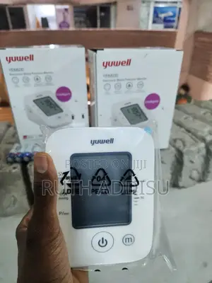 Photo - Yuwell Ye660d Model Blood Pressure Monitor庫房digital Bp Monitor New