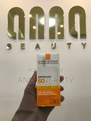 Photo - La Roche-Posay Anthelios Sunscreen