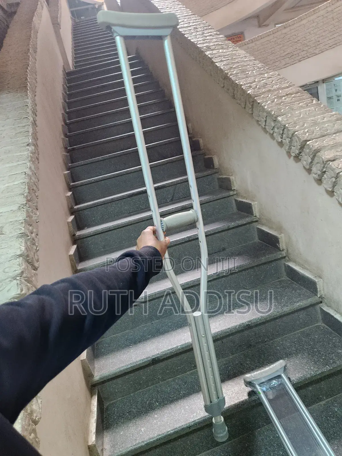 Crutches Basic Bilateral客戶crutches Medical廟宇almunium Crutches Safe