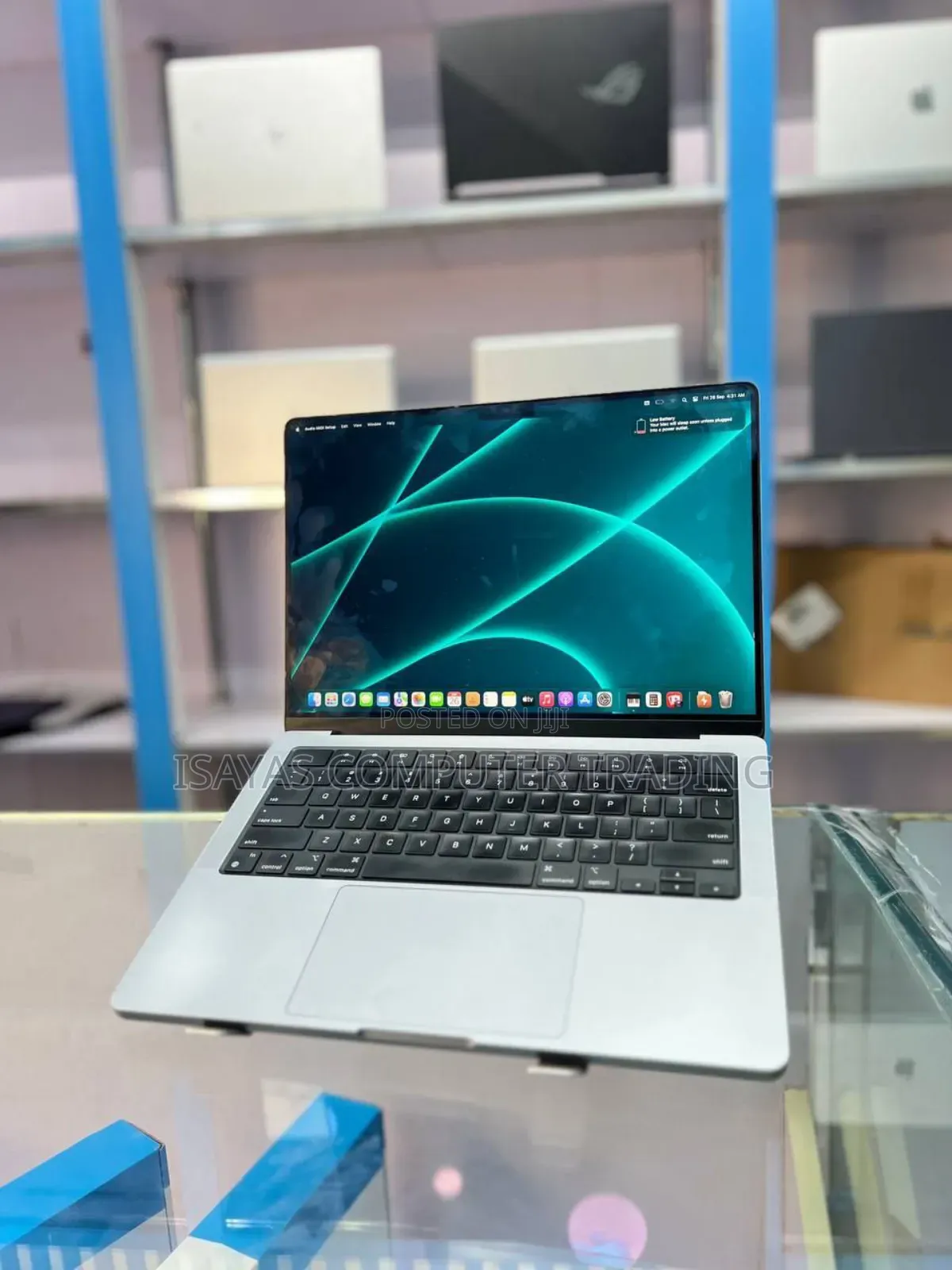New Laptop Apple MacBook Pro M1 32GB SSD 1T
