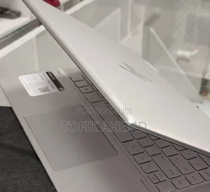 New Laptop HP Envy 15 8GB Intel Core I5 SSD 512GB